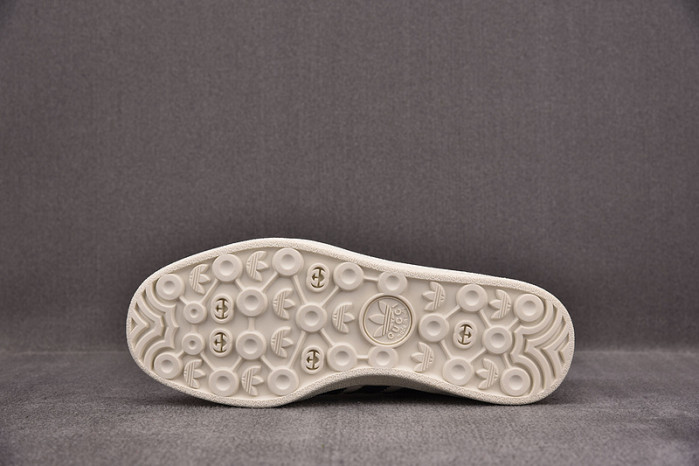 a*d*das x G*u*i1 gazelle